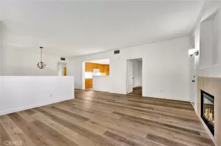 Photo #5: OC25054573 Listing 