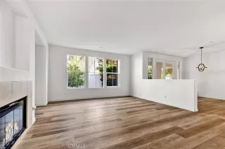 Photo #6: OC25054573 Listing 