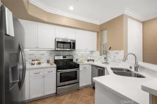 Photo #2: OC25055238 Listing 