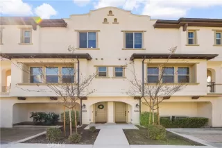 Photo #1: OC25055452 Listing