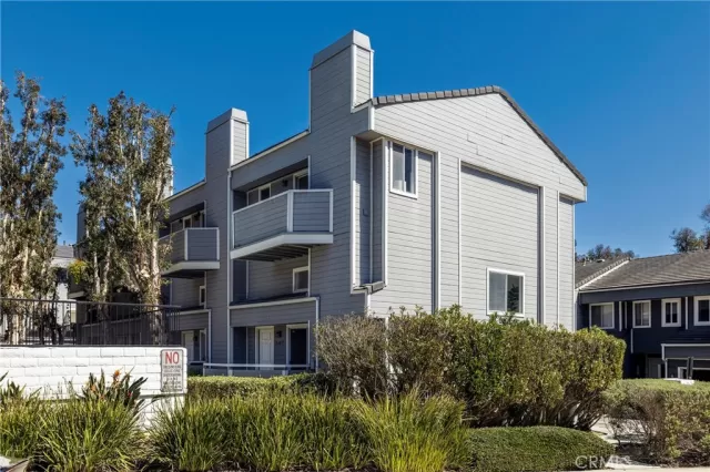 MLS: OC25056178 Condo For Sale