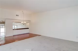 Photo #6: OC25056222 Listing 