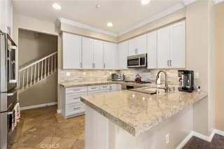 Photo #5: OC25056527 Listing 