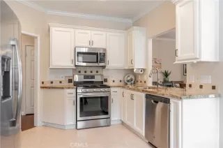 Photo #5: OC25056562 Listing