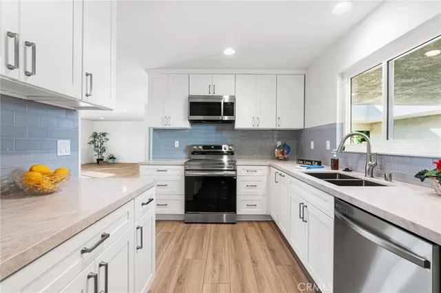 MLS: OC25056603 Condo For Sale