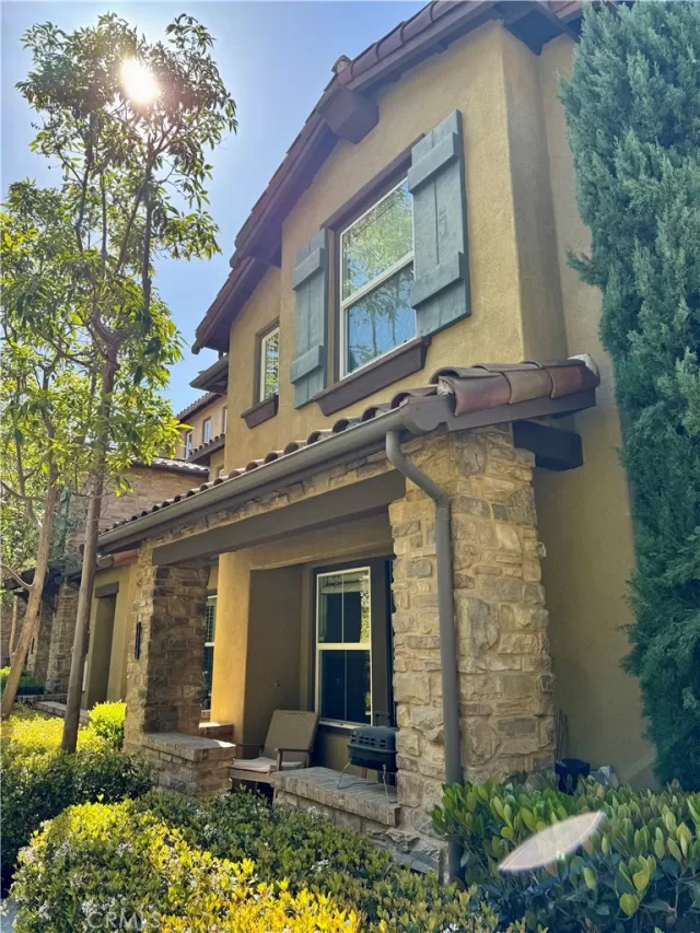 MLS: OC25057031 Condo For Sale