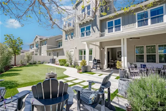 MLS: OC25057214 Condo For Sale