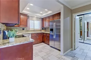 Photo #4: OC25057309 Listing