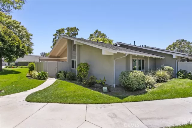 MLS: OC25057311 Condo For Sale