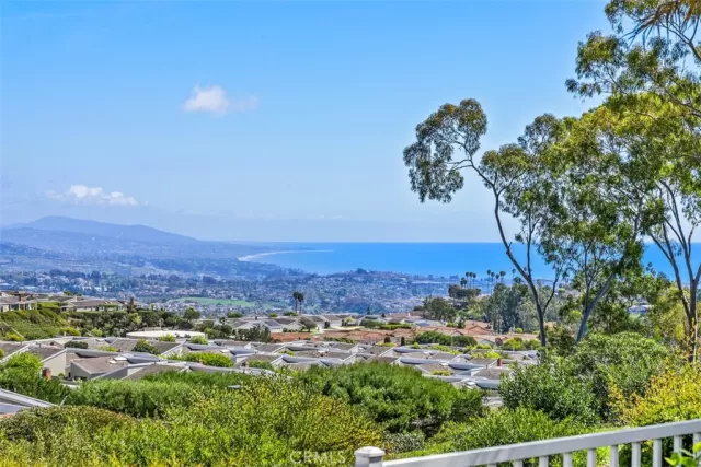 MLS: OC25058117 Condo For Sale