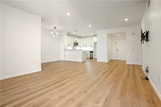 Photo #5: OC25058188 Listing