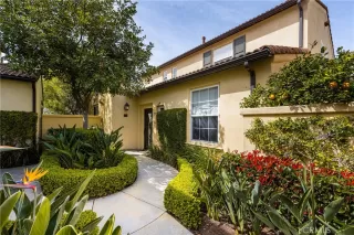 More Details about MLS # OC25058388 : 72 GLEN ARBOR