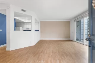 Photo #5: OC25058927 Listing 