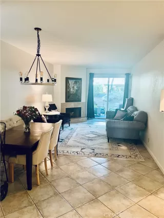 Photo #3: OC25058968 Listing