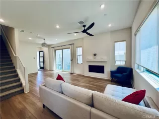 Photo #3: OC25059097 Listing