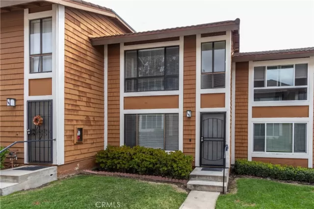 MLS: OC25059805 Condo For Sale