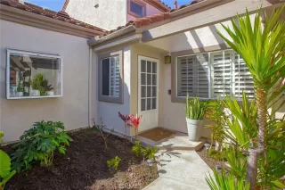 Photo #3: OC25060938 Listing 