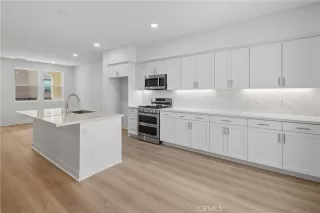 Photo #2: OC25061583 Listing 