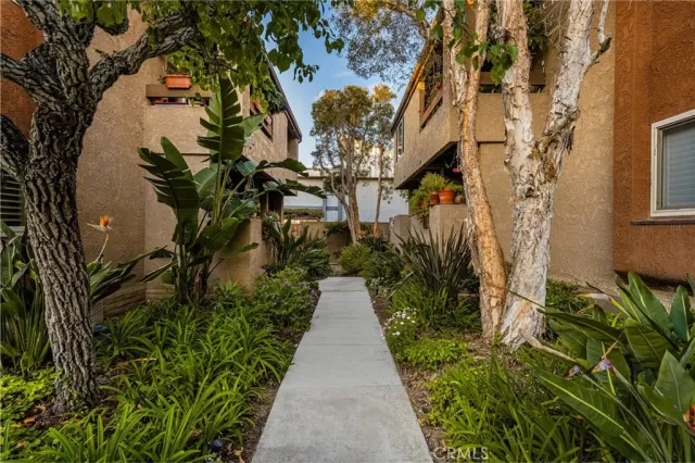 MLS: OC25061757 Condo For Sale