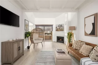 Photo #5: OC25061757 Listing 