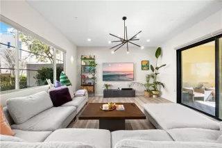 Photo #5: OC25062162 Listing 