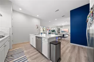 Photo #6: OC25062162 Listing 