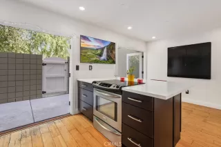 Photo #6: OC25062189 Listing 