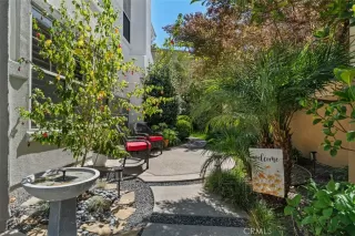 Photo #2: OC25062713 Listing