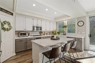 Photo #5: OC25062713 Listing