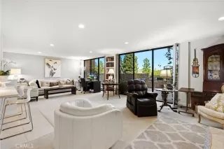 Photo #5: OC25062817 Listing 