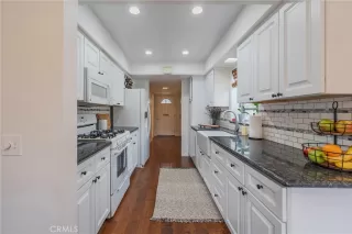 Photo #4: OC25063169 Listing 