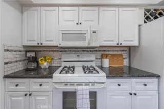 Photo #6: OC25063169 Listing 