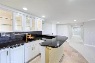 Photo #4: OC25063480 Listing