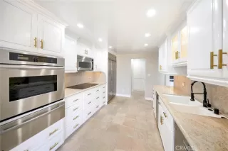 Photo #6: OC25063480 Listing