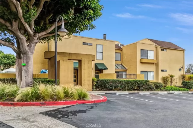 MLS: OC25063571 Condo For Sale