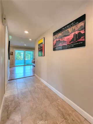 Photo #4: OC25063791 Listing