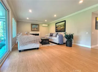 Photo #6: OC25063791 Listing