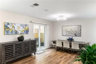 Photo #4: OC25064527 Listing