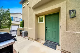 Photo #3: OC25065433 Listing