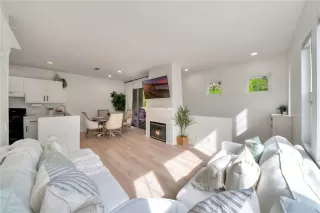 Photo #6: OC25065433 Listing