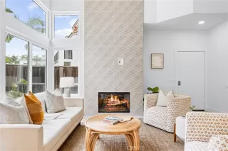 Photo #4: OC25065641 Listing