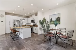 Photo #3: OC25065849 Listing 