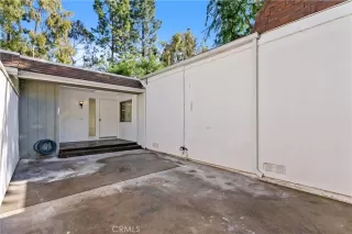 Photo #4: OC25066231 Listing 