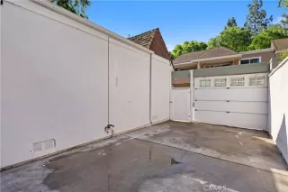 Photo #5: OC25066231 Listing 