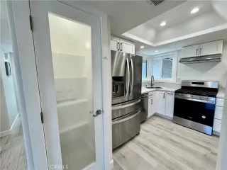 Photo #6: OC25066255 Listing 