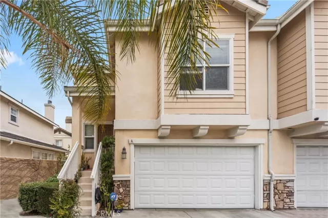 MLS: OC25067360 Condo For Sale