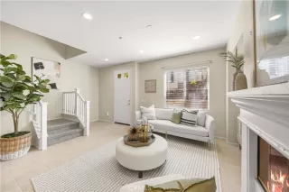 Photo #2: OC25067504 Listing 