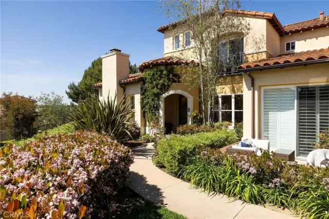 MLS: OC25067893 Condo For Sale