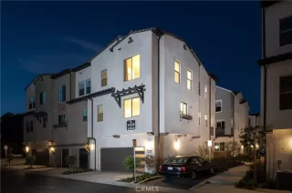 More Details about MLS # OC25068146 : 32040 PASEO VIENTA