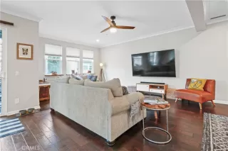 Photo #4: OC25068204 Listing